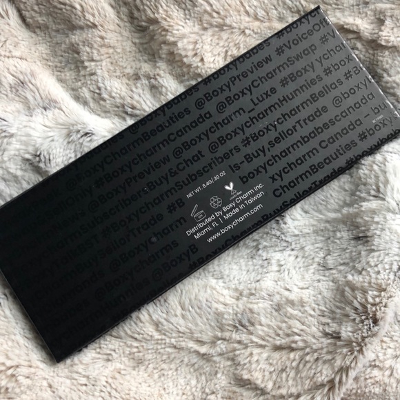 BOXYCHARM EYESHADOW PALETTE - Picture 3 of 4